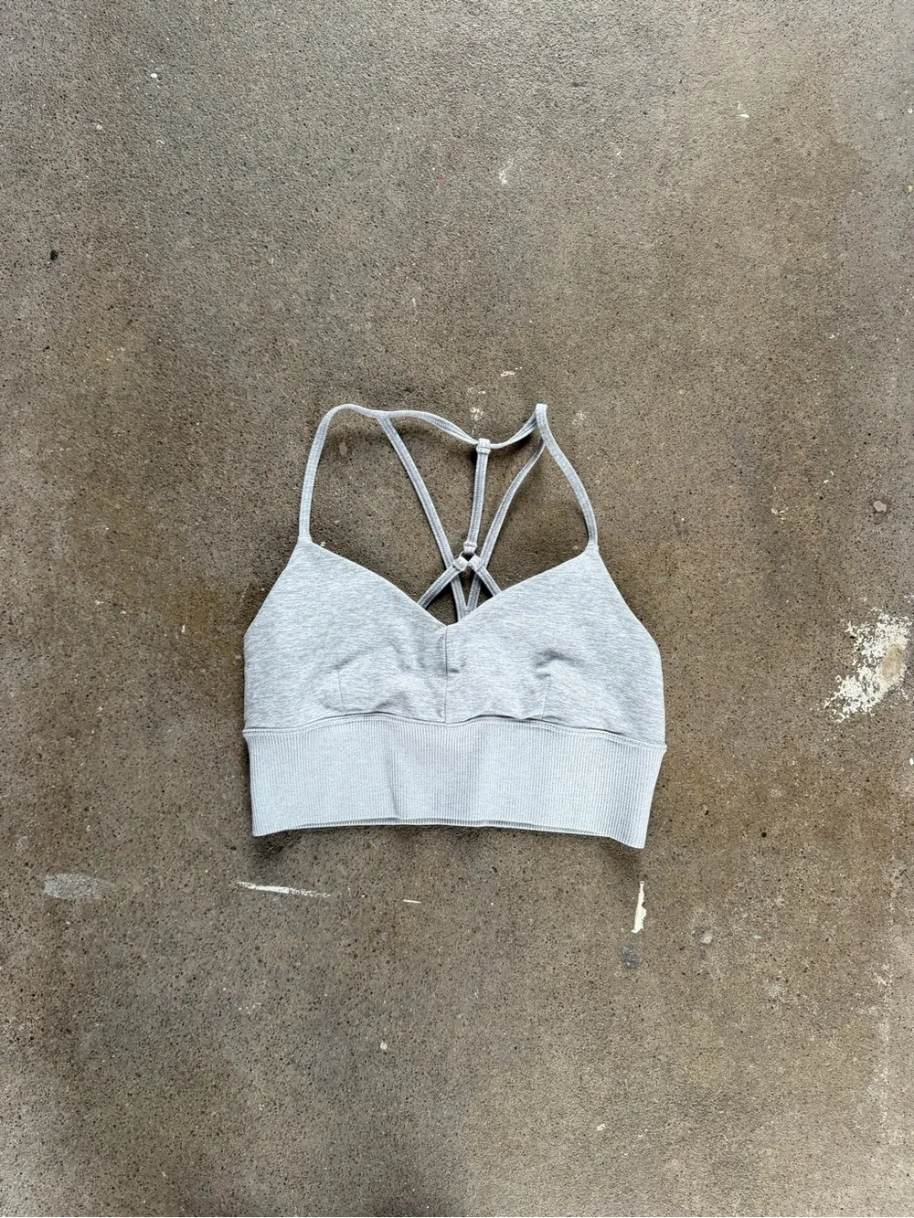 Alo Yoga AloSoft Lavish Bra in Heathered Grey Size Small Activewear Sports Bra